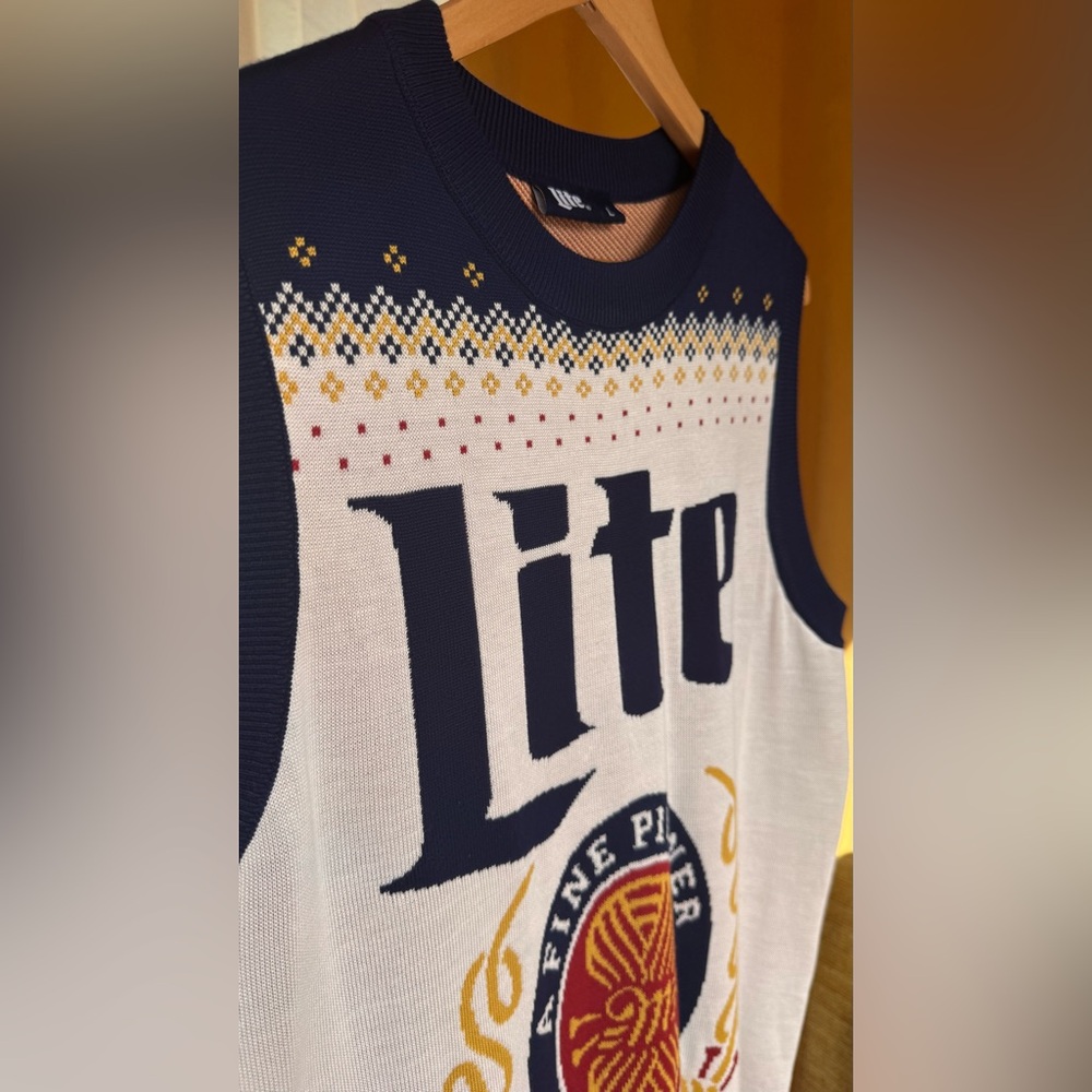 Vintage Miller Lite Branded Knit Sleeveless Men’s Sweater Vest Size Large - Picture 10 of 16